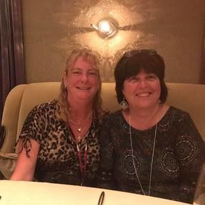 Meet your Posher, Leanne